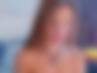 Live cam show with AshlyCzernik - Joi on makecum.org