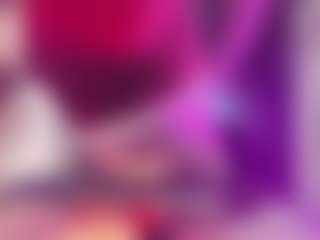 Live cam show with Britanny-Lopez - Smoking on StripNow