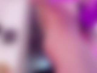Live cam show with Britanny-Lopez - Black Hair on Camsoda