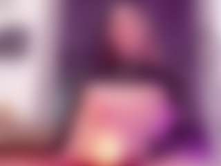 Live cam show with Britanny-Lopez - HD on Camsoda