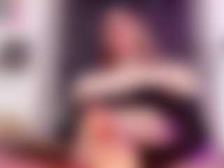 Live cam show with Britanny-Lopez - Smoking on TottyGirls