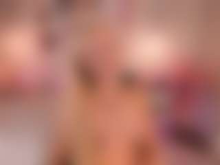 elara-vee's Live Sex Cam Show