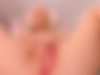 Live cam show with elara-vee - Squirt Blonde Hair on googirlz
