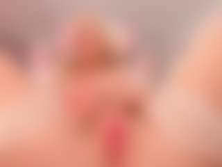 elara-vee's Live Sex Cam Show
