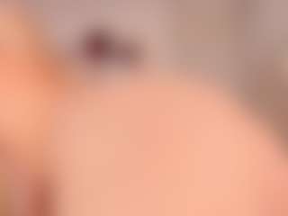 Live cam show with elara-vee - Blonde Hair Toys on livesuperchat.net