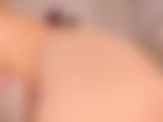 elara-vee's Live Sex Cam Show