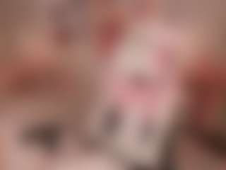 elara-vee's Live Sex Cam Show