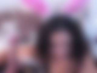 Live cam show with MarelynSummer - Public on Sweet Sext