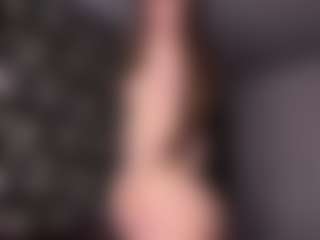 Live cam show with Ivy - Brown Hair on Camsoda