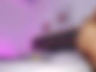 Live cam show with Jenifer-Lux - Cute on StripNow