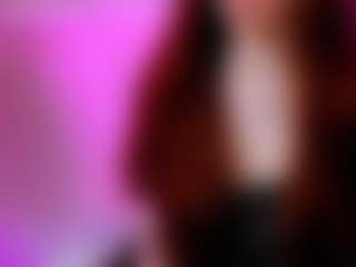 Live cam show with CarolCat - Moaning on Camsoda