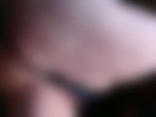 Live cam show with SuzysSecrets - Upskirt on sexylive.show