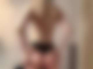 Live cam show with Dia - Body Massage on AdultVida.com