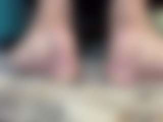 Live cam show with JeremyScotty - White on camgirlchat.live