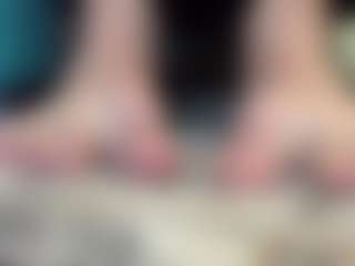 Live cam show with JeremyScotty - Big Balls on camgirlchat.live