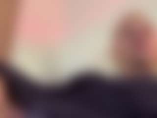 Live cam show with JeremyScotty - Hazel Eyes on Camsoda