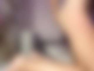 Live cam show with JessicaKochel - Moaning on Camsoda