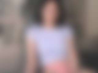 Live cam show with Bea - Upskirt on SpunkLive