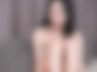 Live cam show with Bea - Thin on Milfs Live