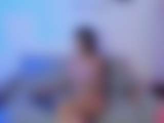 Live cam show with Adela Avanzi - Tease on Camsoda