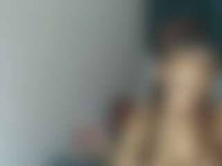 MakeMeWantIt93's Live Sex Cam Show