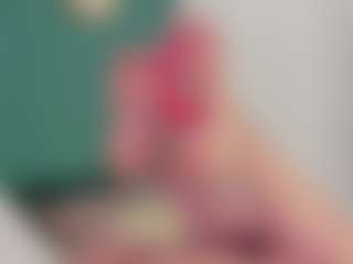 Live cam show with angie-leonn - Brown Hair on Fling VIP Chat