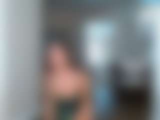 Live cam show with Jesselle Vega - HD on chickslive.net