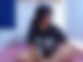Live cam show with amannemisa - Facial on StripNow