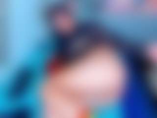 Live cam show with amannemisa - College on Camsoda