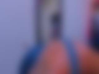 Live cam show with amannemisa - Nipple Piercings on Dare Cams