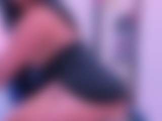 Live cam show with amannemisa - Hairy Pussy on TeamSkeetLive