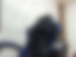Live cam show with amannemisa - Hairy Pussy on Soda Cam