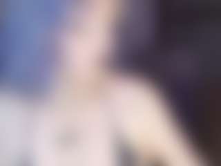 Live cam show with Eli's a succubus - Italian on Chatstar | colombia