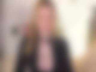 Live cam show with EmmaBloomm - Green Eyes on crypto-cams