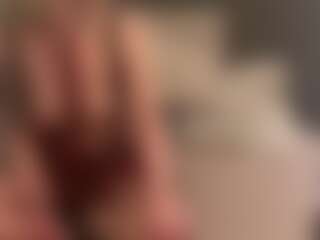 sofiepigenn's Live Sex Cam Show