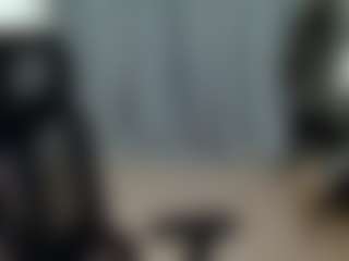 Live cam show with Kama - Asian Petite on intimatelivegirls.com