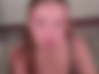 Live cam show with friendlyfiree - Blue Eyes on Camming Site
