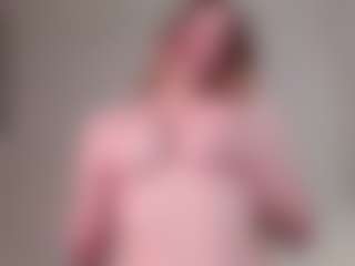 Live cam show with friendlyfiree - Average on https://playwithruby.com