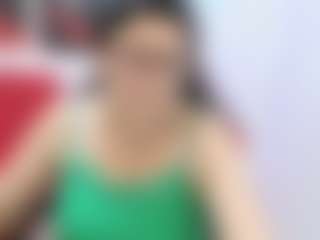 EmilyL0ve's Live Sex Cam Show