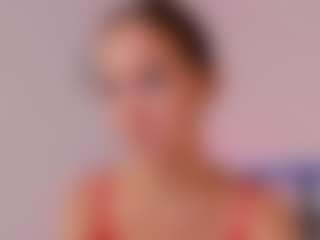 Live cam show with FloraAmber - Thin on liverealitysex.com