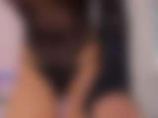 Live cam show with FloraAmber - Student on CamClone