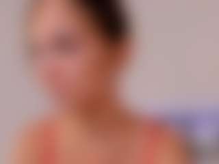 Live cam show with FloraAmber - Fingering White on Camiplay Live