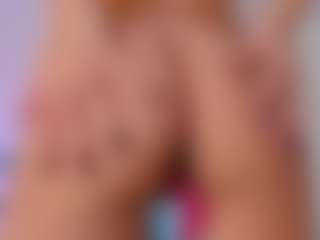 Live cam show with FloraAmber - Thin on fapnchat