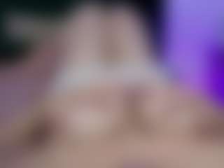 Live cam show with FloraAmber - Thong on madthumbs