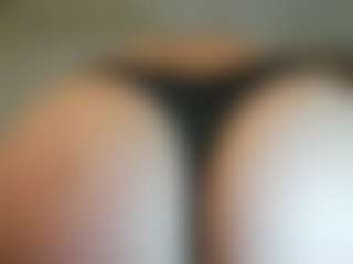 Live cam show with nikitabonnie - Orgasm on Camsoda