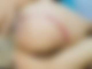 Live cam show with Melanie-Gale - Normal on Camsoda