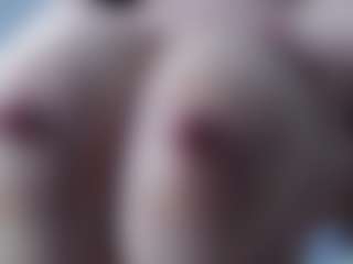 Live cam show with Miariot - Nipple Piercings on Streamer API