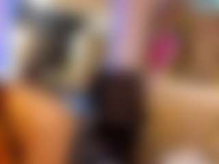 Live cam show with MerilandHH - Brown Hair on Latina Girls