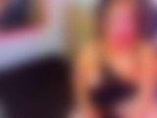 Live cam show with MerilandHH - Oil on mypornchat.com