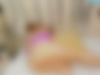 Live cam show with MerilandHH - Lush Brown Hair on LiveSexCams6
